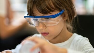 hotline security threat numbers